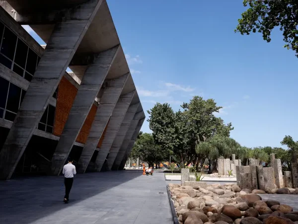 Rio de Janeiro (RJ), 30/10/2024 -Fachada e entorno do Museu de Arte Moderna (MAM Rio), que vai receber a Cúpula do G20, no Parque do Flamengo. Foto: Tânia Rêgo/Agência Brasil