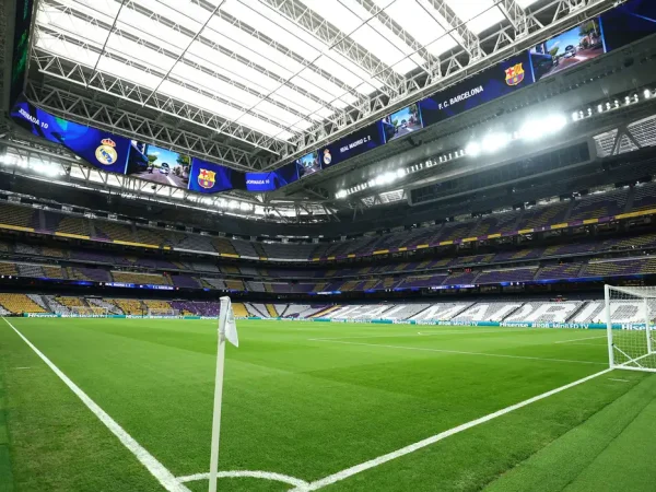 Estádio Santiago Bernabéu, em Madri, na Espanha
26/10/2025
REUTERS/Albert Gea