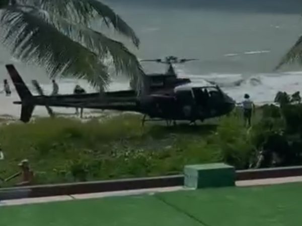 Helicóptero da polícia foi acionado para auxiliar no resgate da vítima — Foto: Reprodução/TV Cabo Branco