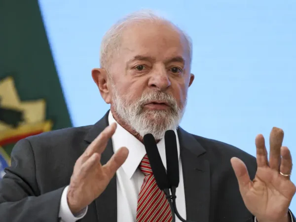 Brasília (DF), 10/06/2024 - O presidente Luiz Inácio Lula da Silva durante reunião com reitores de universidades federais e de institutos federais de ensino, no Palácio do Planalto. Foto: Marcelo Camargo/Agência Brasil