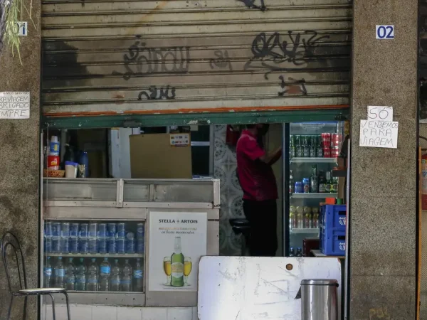 Bares funcionando na zona sul do Rio de Janeiro