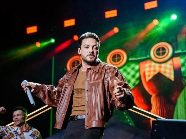 Look Wesley Safadão no São João 2025 de Campina Grande — Foto: Divulgação