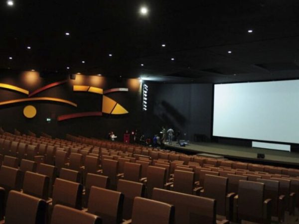 O cinema é a atividade presencial mais frequentada ao longo do último ano, mencionada por 26% do público. — Foto: Arquivo / Agência Brasil