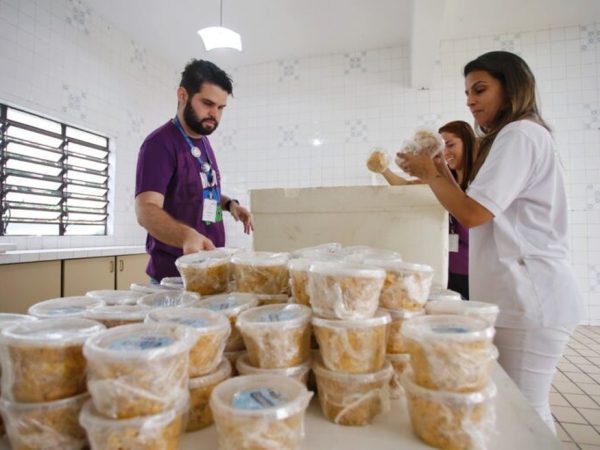São João Solidário distribui refeições juninas para pessoas em vulnerabilidade em Natal — Foto: Divulgação
