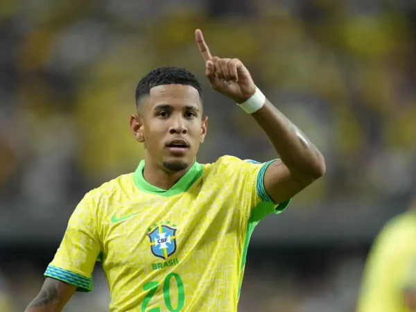 Savinho em jogo do Brasil contra o Paraguai na Copa América
 28/6/2024    Lucas Peltier-USA TODAY Sports