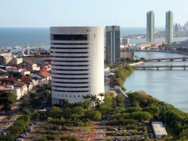 Edifício-sede do TRF da 5ª Região, na capital pernambucana - Getulio Bessoni