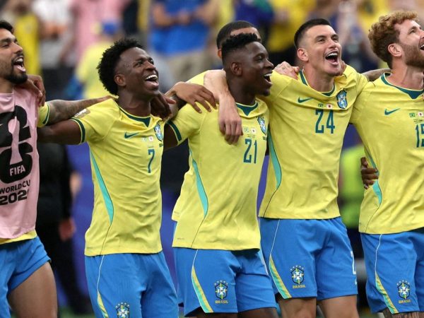 selecao-brasil Jogadores da seleção brasileira comemoram vitória na Copa do Mundo 2026