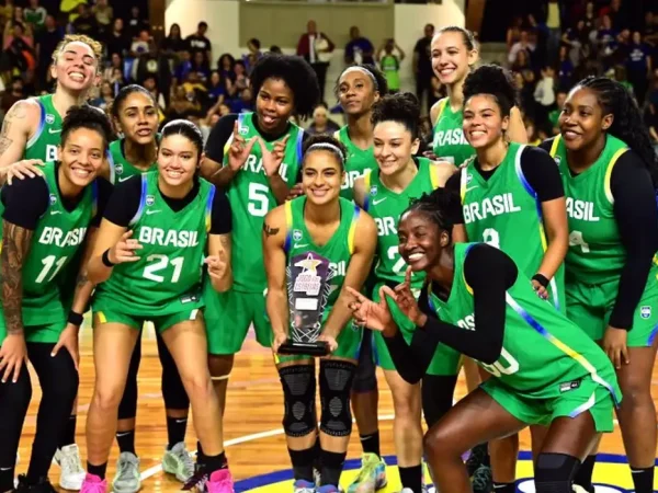 Brasil derrota Canadá em último amistoso antes da AmeriCupW - em 22/06/2025 - seleção brasileira feminina de basquete