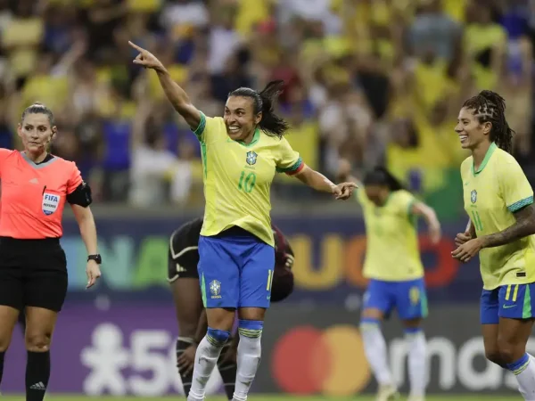 seleção brasleira feminina de futebol faz 4 a 0 na Jamaica, na Arena Pernambuco, no primeiro de dois amistosos, em 01/06/2024