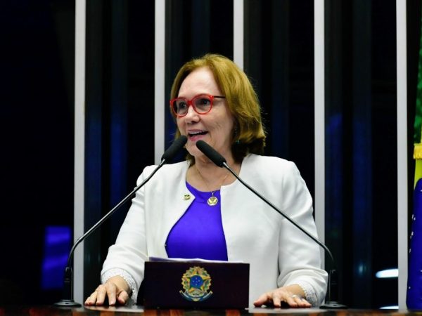 A senadora exaltou as mulheres do RN pelo pioneirismo político e produção literária. — Foto: Agência Senado