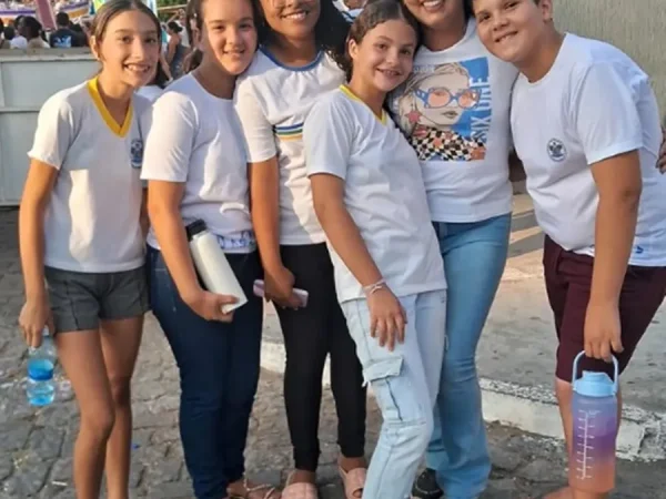A ação foi recebida com entusiasmo por pais, professores e pela comunidade em geral. — Foto: Divulgação