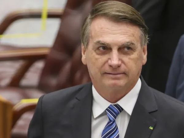 O presidente da República, Jair Bolsonaro,participa de cerimônia de posse dos desembargadores Messod Azulay Neto e Paulo Sérgio Domingues, como ministros do Superior Tribunal de Justiça (STJ).