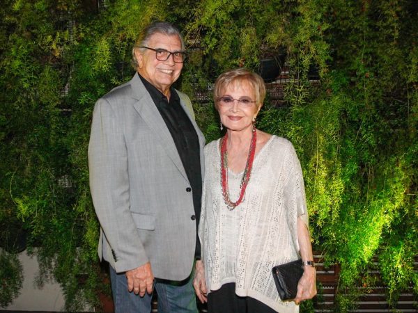 Ator e sua esposa, a atriz Glória Menezes, de 86 anos, deram entrada no hospital na última sexta (6) após serem diagnosticados com a doença — Foto: Celso Tavares/G1