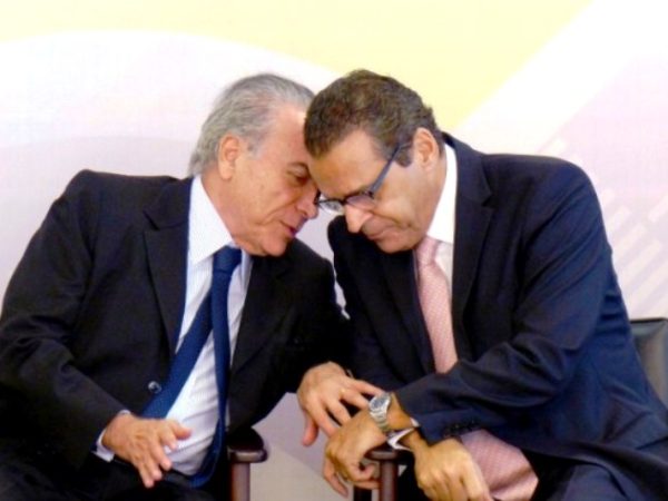 Presidente Michel Temer e ex-ministro do Turismo Henrique Alves - Divulgação