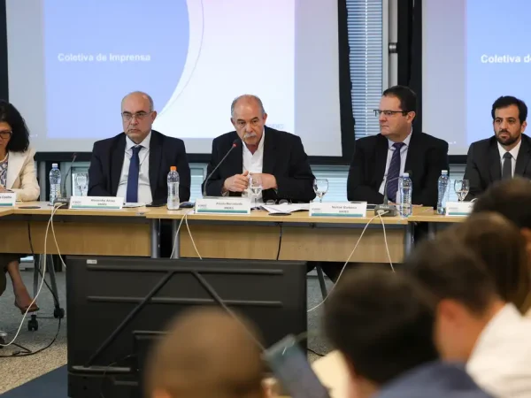 Rio de Janeiro (RJ), 17/03/2026 – Diretoria do Banco Nacional de Desenvolvimento Econômico e Social (BNDES) durante apresentação de resultado financeiro e desempenho operacional de 2025, na sede do banco, no centro do Rio de Janeiro. Foto: Tomaz Silva/Agência Brasil