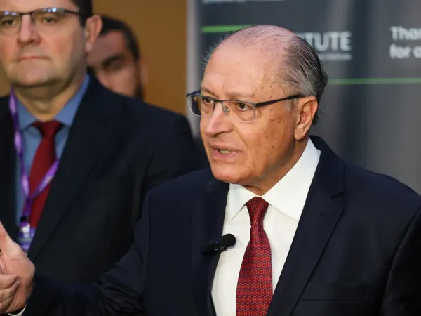 Rio de Janeiro (RJ), 13/06/2024 - O presente da república em exercício, Geraldo Alckmin durante o FII Priority Summit, no Copacabana Palace, na zona sul da capital fluminense. Foto: Tomaz Silva/Agência Brasil