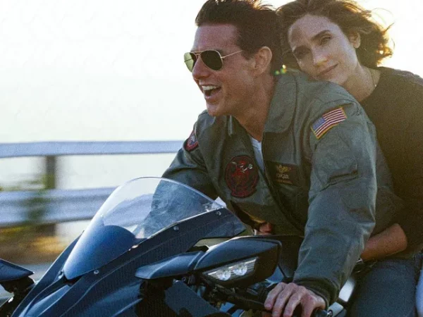 Tom Cruise e Jennifer Connely em "Top Gun: Maverick". — Foto: Divulgação