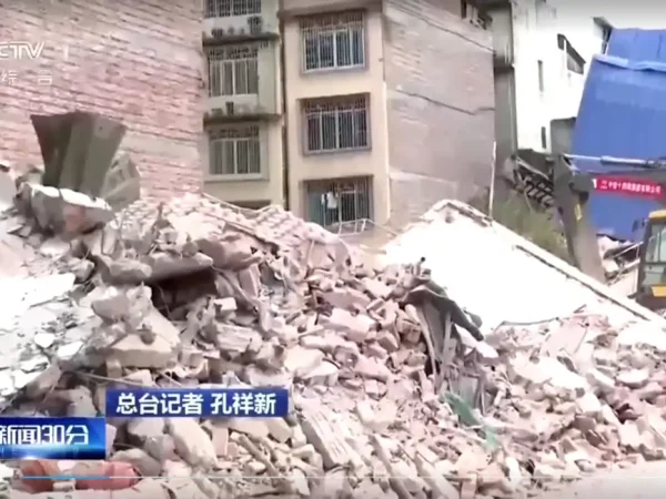 Brasília (DF), 18/05/2026 -Tremor de magnitude 5,2 na escala Richter atinge sul da China.
Frame Reuters/CCTV/Proibida reprodução