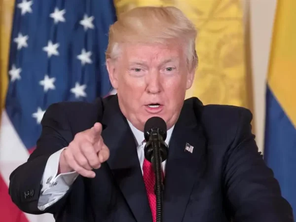 Presidente dos Estados Unidos, Donald Trump, fala sobre a investigação do FBI a respeito da influência da Rússia nas eleições