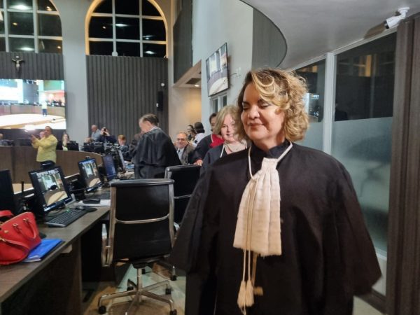 Túlia Gomes de Souza tomou posse como desembargadora já nesta quarta-feira (23) — Foto: Angélica Nunes/Jornal da Paraíba