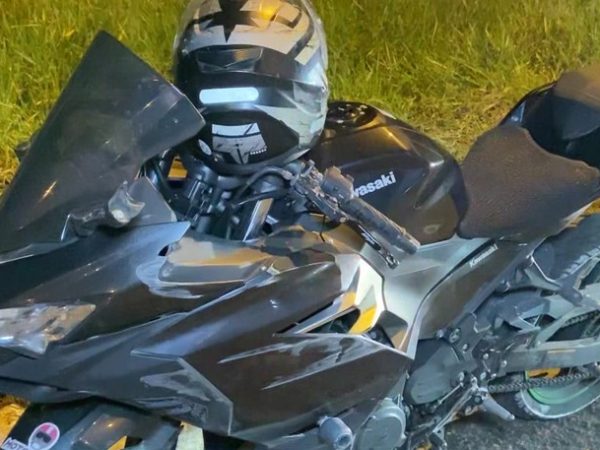 Idoso foi atropelado por motocicleta na BR-101 — Foto: Reprodução/TV Cabo Branco