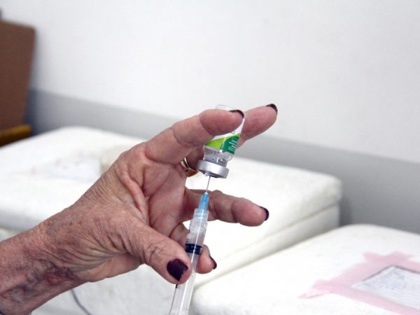 Campanha de vacinação contra o sarampo começa nesta segunda-feira (7) — Foto: Luiz Alves/Prefeitura de Cuiabá