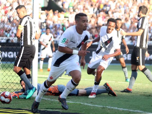 Vasco abriu vantagem na final do Carioca (Foto: Paulo Fernandes/Vasco)