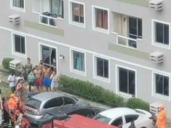 Criança caiu de apartamento em Nova Parnamirim — Foto: Reprodução/Via Certa Natal