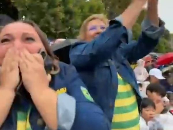 Jailma Araújo e Salmira Clemente vibraram com desfile do Brasil — Foto: Divulgação