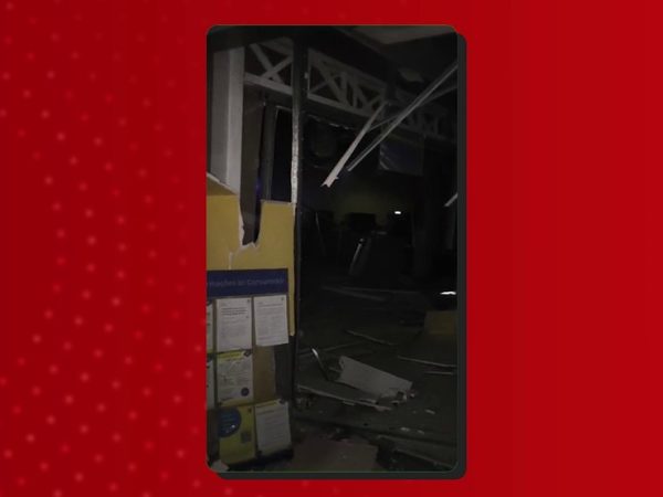 Grupo armado explode agência bancária em Pilar, na PB — Foto: TV Cabo Branco/Reprodução