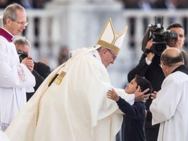 Este “milagre” foi reconhecido pelo Vaticano e está na base da canonização dos dois pastorinhos - Divulgação