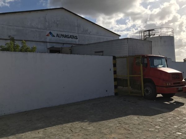 Última unidade de produção funcionava em Nova Cruz e tinha 375 funcionários (Foto: Kleber Teixeira/Inter TV Cabugi)