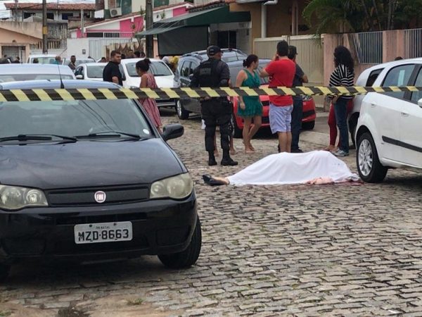 Homem foi morto em tentativa de assalto no bairro Candelária, em Natal (Foto: Ítalo Di Lucena/Inter TV Cabugi)