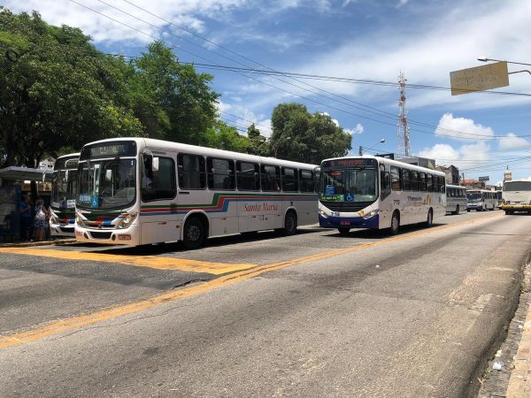 Seturn pede aumento de quase 20% no preço da passagem de ônibus em Natal — Foto: Mariana Rocha/Inter TV Cabugi