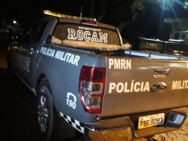 Equipe da Rocam entrou em confronto com assaltantes no bairro da Coophab, em Parnamirim, na Grande Natal — Foto: Julianne Barreto/Inter TV Cabugi