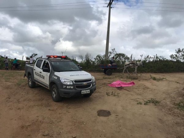 Crime aconteceu na zona rural de Monte Alegre, na madrugada desta terça-feira (18) — Foto: Kleber Teixeira/Inter TV Cabugi