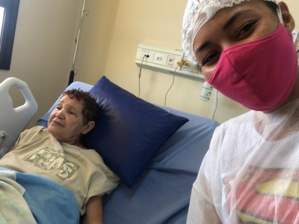 Maria da Conceição Oliveira, de 68 anos, testou positivo para a Covid e está internada no Hospital Abelardo Santos, em Belém, desde 30 de abril. — Foto: Arquivo Pessoal