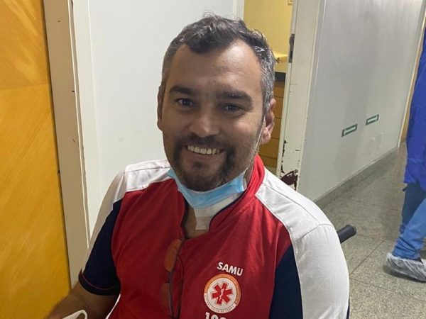 Hirai Alencar deixou hospital na quarta (20) — Foto: Cedida