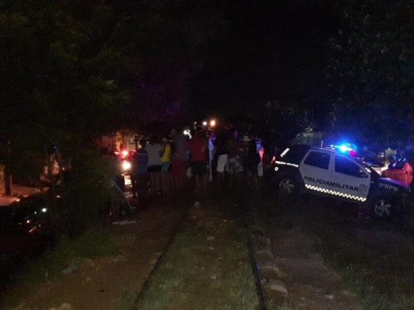 Triplo homicídio foi registrado na noite de sexta-feira (29), no bairro Bom Pastor — Foto: Sérgio Henrique Santos/Inter TV Cabugi