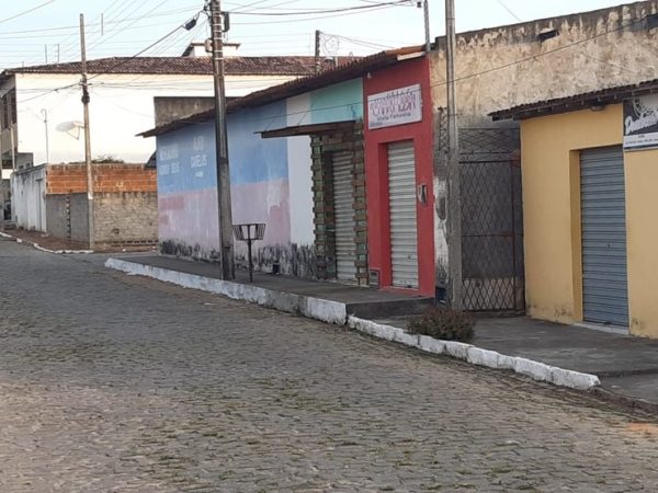 Assalto aconteceu no bairro Vilar, em Macaíba. — Foto: Sérgio Henrique Santos / Intertv Cabugi