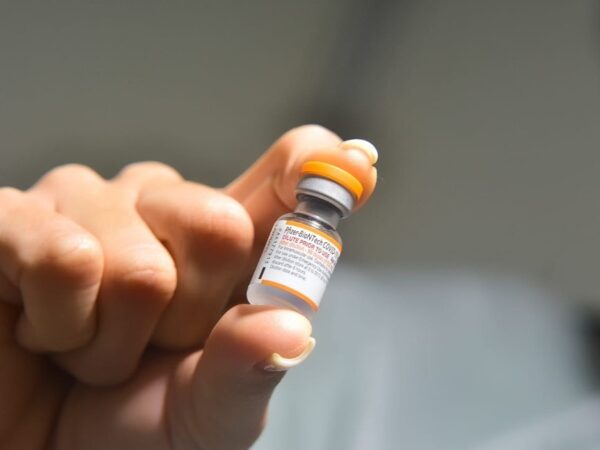 Dose pediátrica da vacina da Pfizer — Foto: Edmilson Tanaka/Divulgação