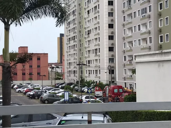 Caso aconteceu em condomínio da Avenida Abel Cabral, em Nova Parnamirim. — Foto: Geraldo Jerônimo/Inter TV Cabugi