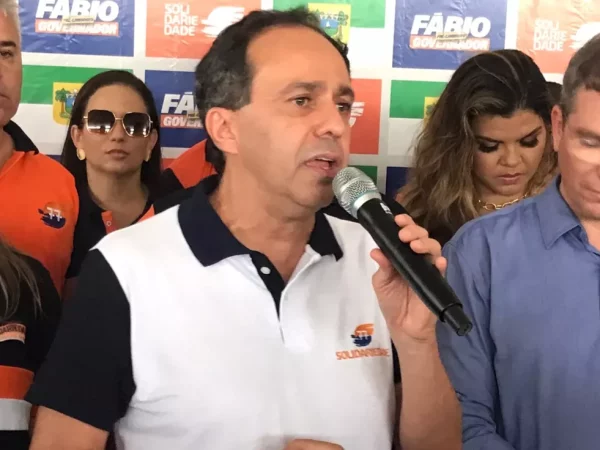 A coligação de Fábio Dantas (SDD) ficou com o maior tempo de televisão, com quase 1 minuto a mais que a coligação de Fátima Bezerra (PT) — Foto: Reprodução
