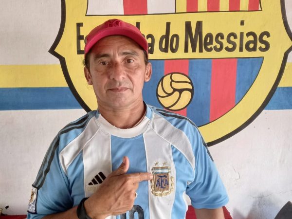 Paraibano torcedor da Argentina que tatuou Messi em 2022 faz 'promessa surpresa' em caso de novo título — Foto: Divulgação/Arquivo Pessoal