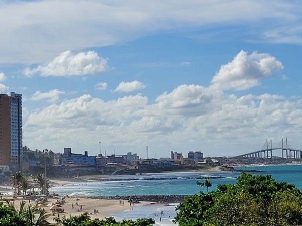 Praia de Areia Preta, em Natal — Foto: Igor Jácome/g1