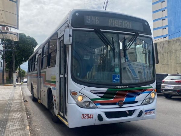 Ônibus do transporte público de Natal — Foto: Francielly Medeiros/Inter TV Cabugi