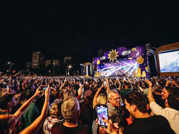 Terceira noite do São João de Natal tem show de Léo Santana — Foto: Luana Tayze/Divulgação