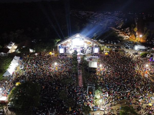 Imagem aérea da celebração aos mártires de Cunhaú e Uruaçu, em São Gonçalo do Amarante — Foto: Neto Pires
