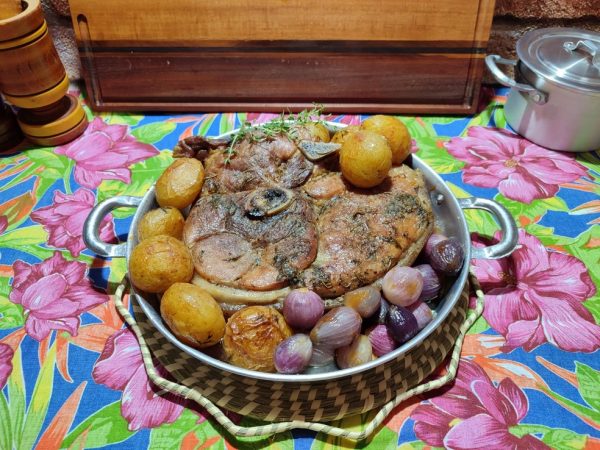 Aprenda receita de pernil suíno ao forno — Foto: Inter TV Costa Branca