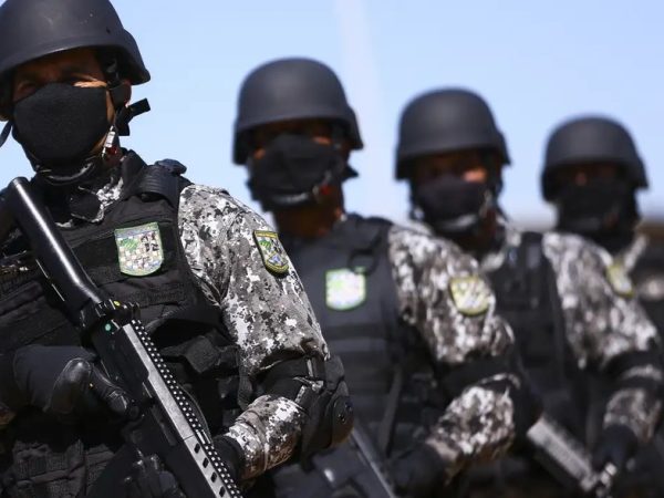 Equipes da Força Nacional, em imagem de arquivo — Foto: Marcelo Camargo/Agência Brasil